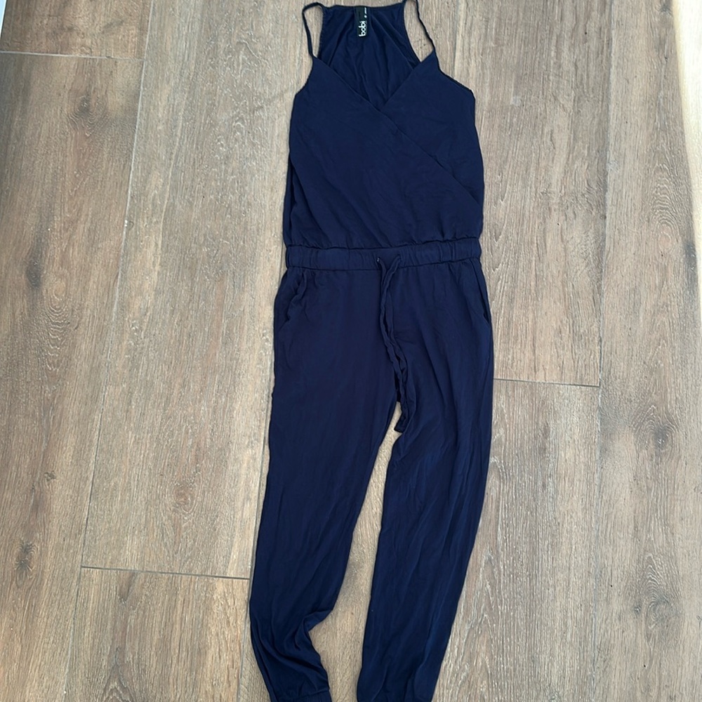 Bobo supreme jersey tied waistband V neck jumpsuit. Color navy. Size S.